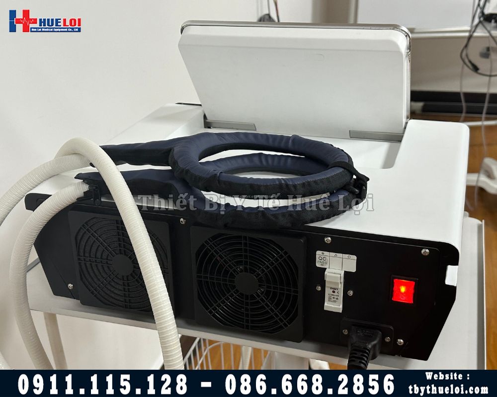 mặt sau máy từ trường