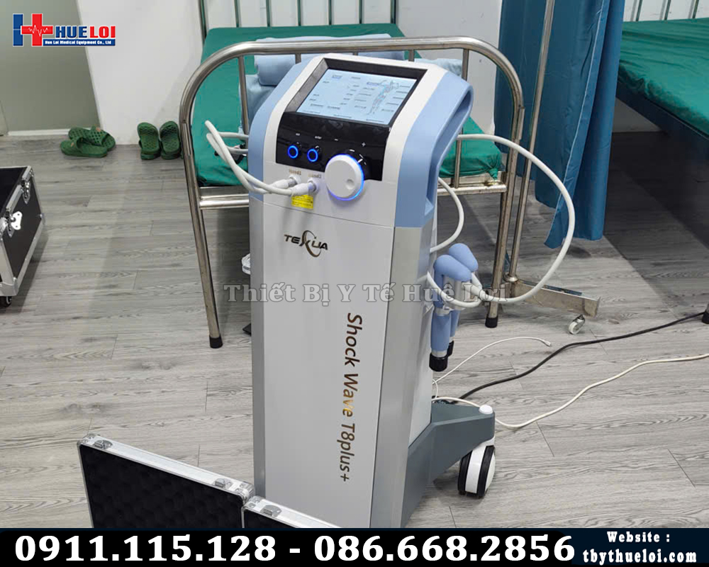 bàn giao máy xung kích 2 tay cầm